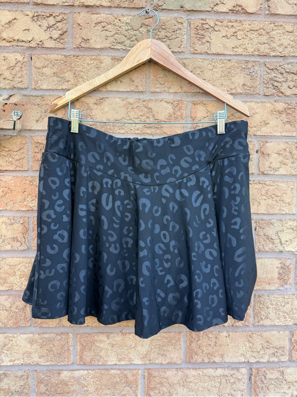 🌿2/$25 • Black Animal-Print Flared Tennis Skort